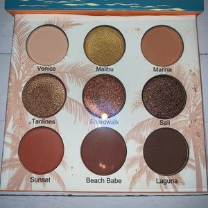 ✅Beauty Creations- Cali Chic eye shadow palette.